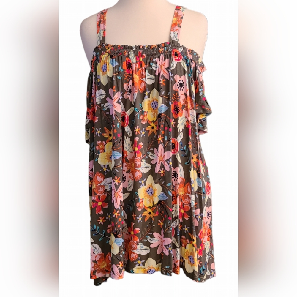Time and Tru size XL (16-18) green top